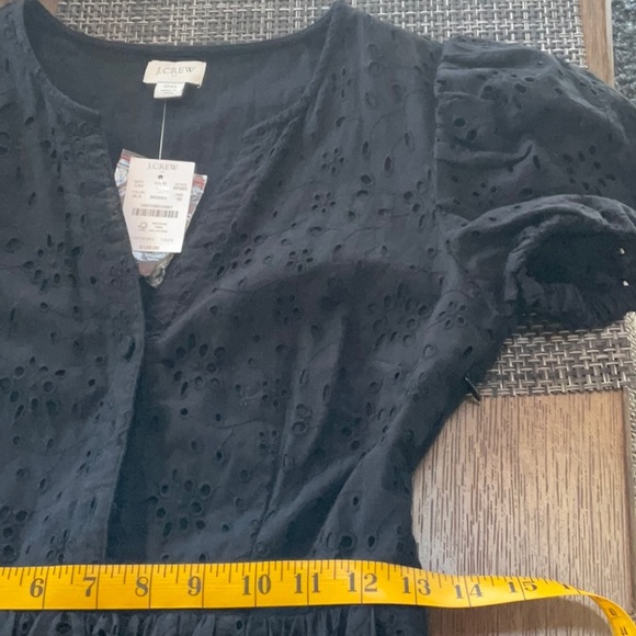 NWT J.CREW black short-sleeved dress with pockets and v neck - Picture 14 of 14